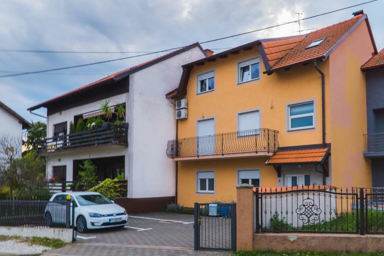 Apartments "Pavic" Near Zagreb Airport 大戈里察 外观 照片